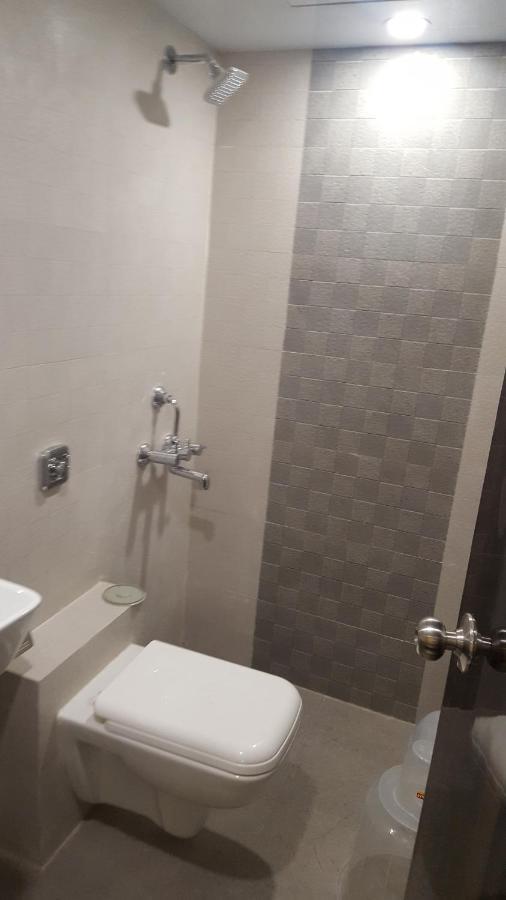 Hotel Palace Residency Near Lokmanya Tilak Terminus Mumbai Luaran gambar