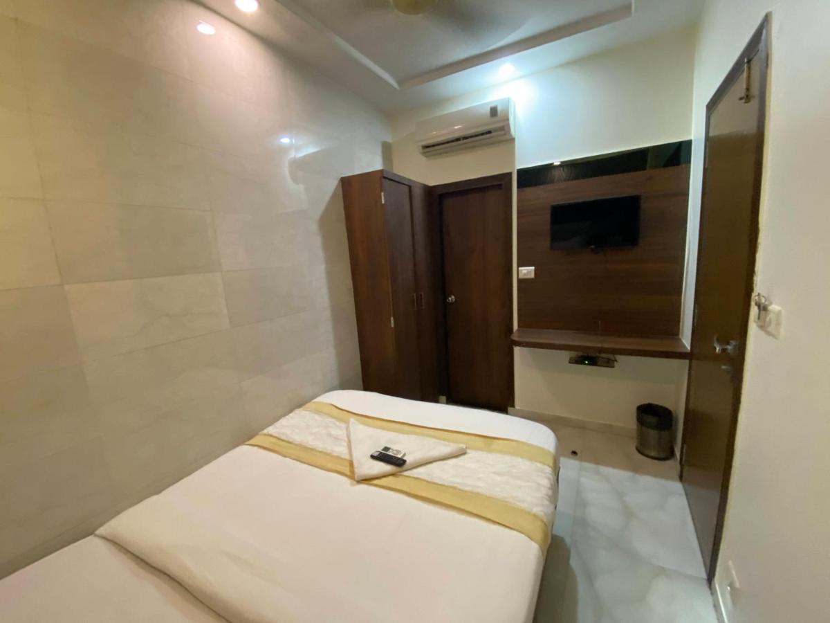 Hotel Palace Residency Near Lokmanya Tilak Terminus Mumbai Luaran gambar