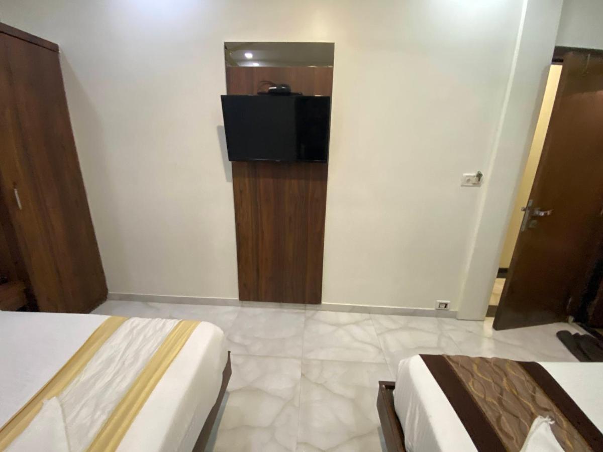 Hotel Palace Residency Near Lokmanya Tilak Terminus Mumbai Luaran gambar