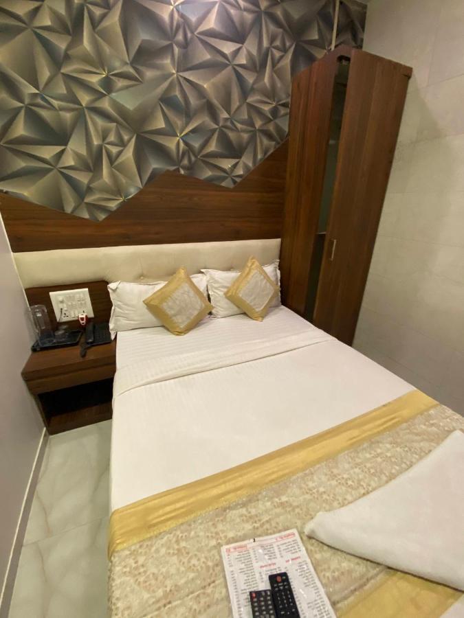 Hotel Palace Residency Near Lokmanya Tilak Terminus Mumbai Luaran gambar