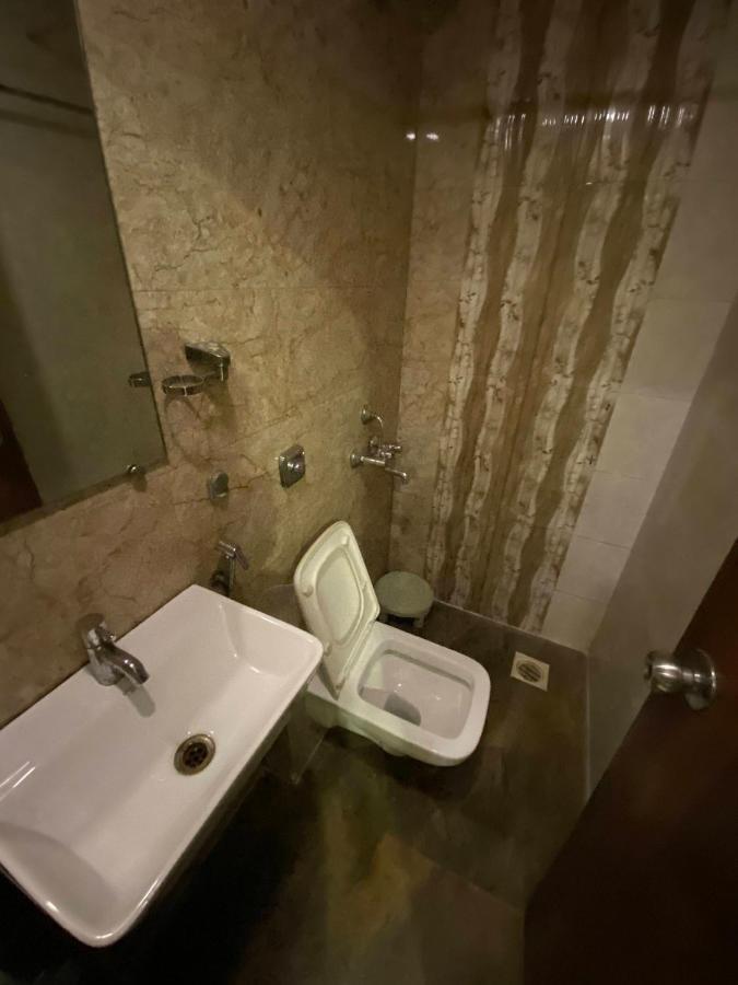 Hotel Palace Residency Near Lokmanya Tilak Terminus Mumbai Luaran gambar