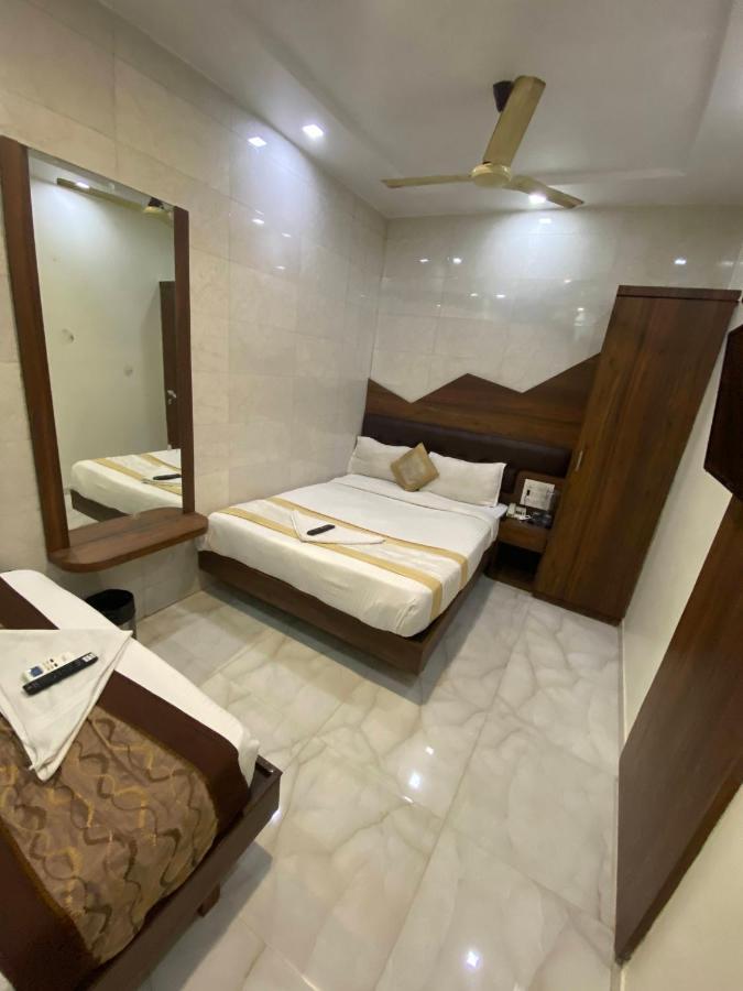 Hotel Palace Residency Near Lokmanya Tilak Terminus Mumbai Luaran gambar