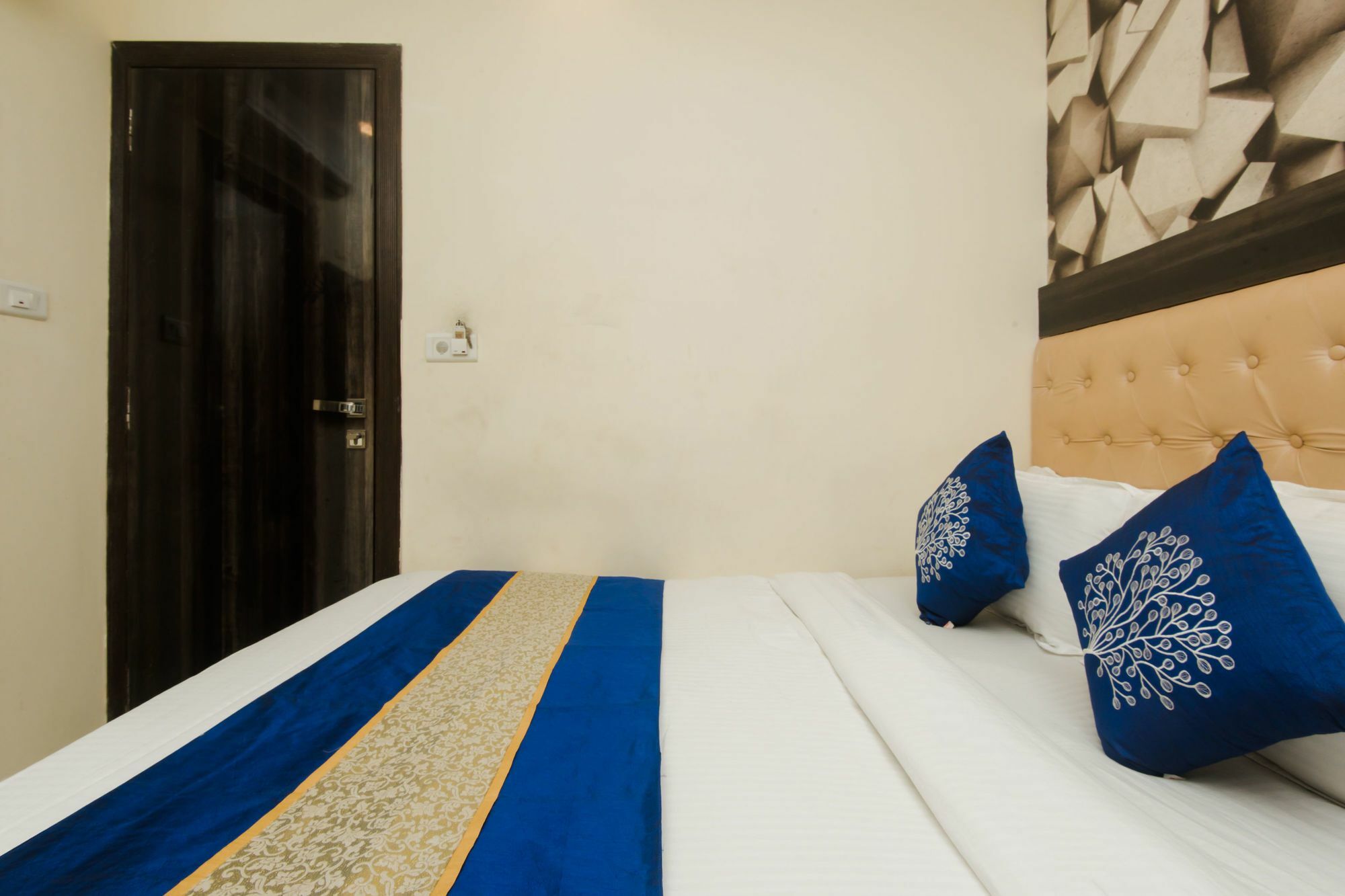 Hotel Palace Residency Near Lokmanya Tilak Terminus Mumbai Luaran gambar