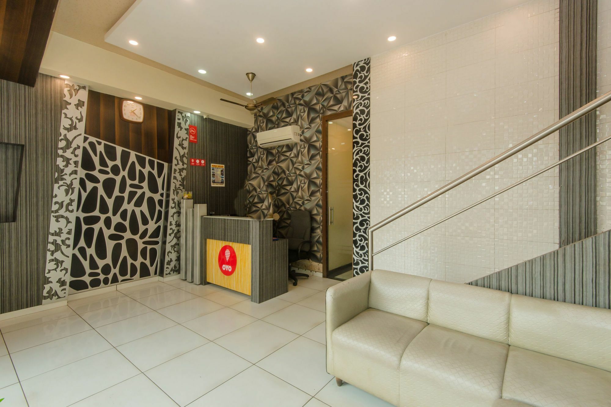 Hotel Palace Residency Near Lokmanya Tilak Terminus Mumbai Luaran gambar